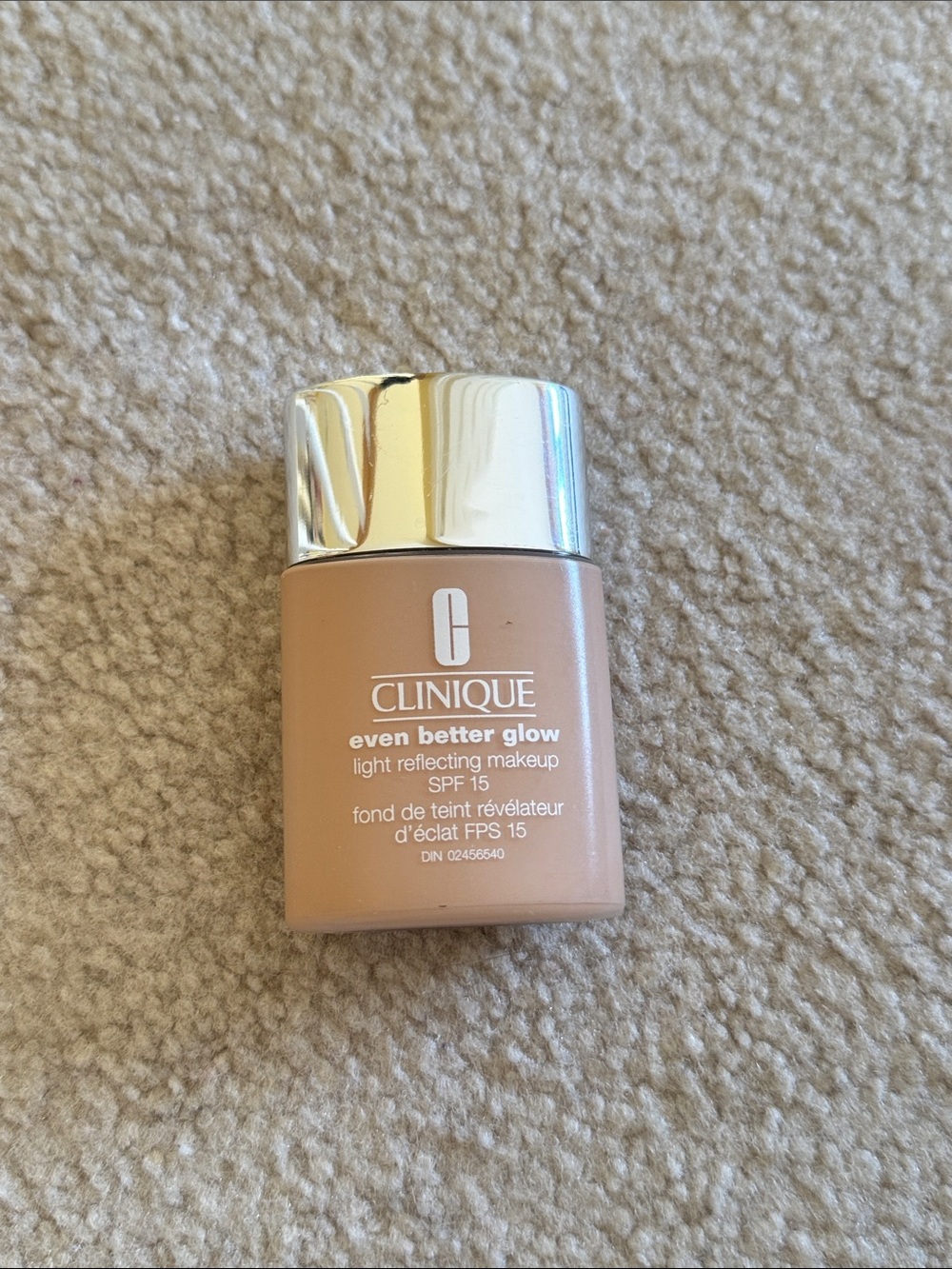 Clinque Even Better Glow SPF CN28 Ivory Tint